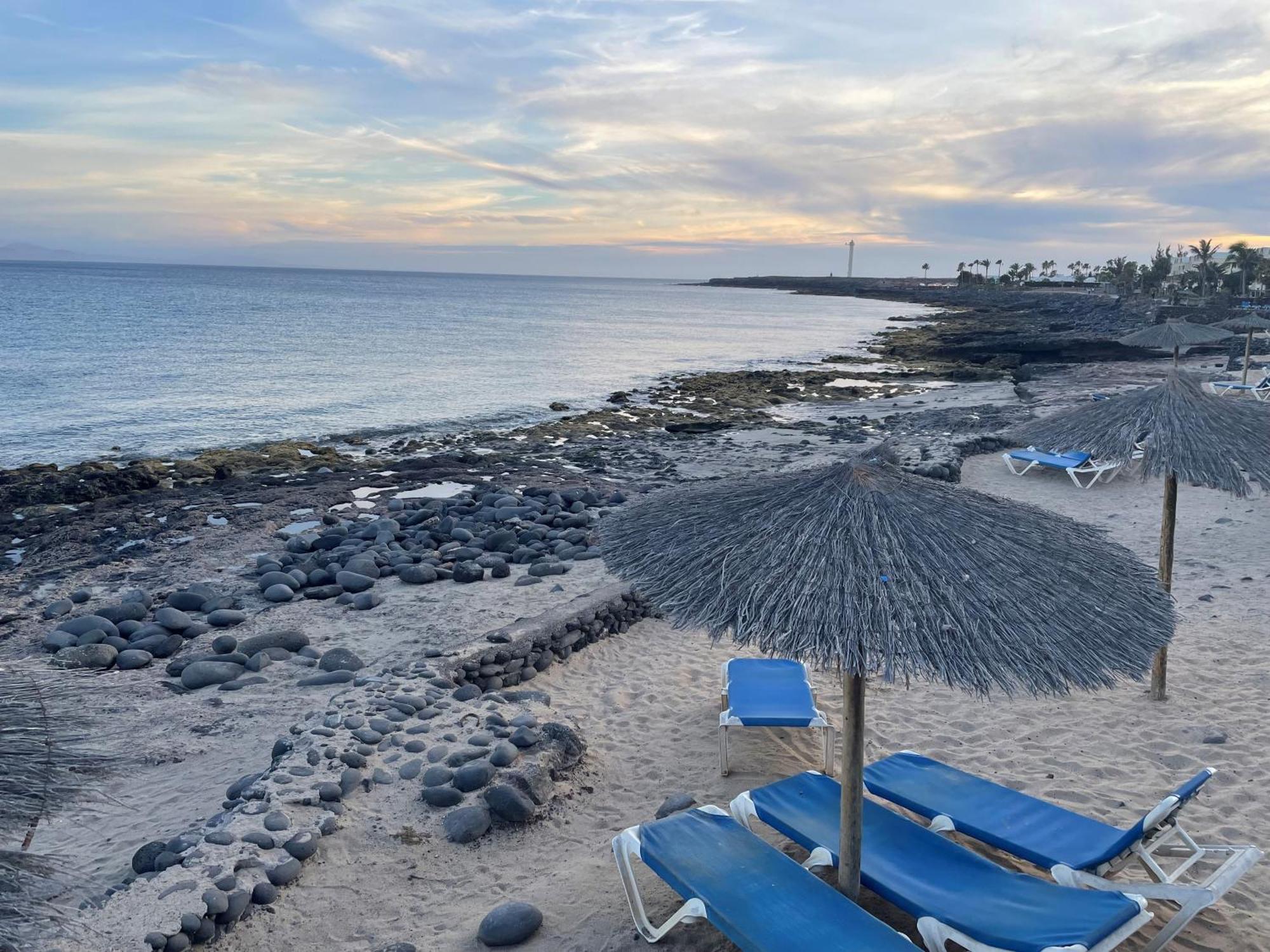 Villa Montserrat De Playa Blanca Exterior photo